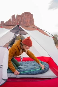 Therm-A-Rest Saros 32 L Mummymodel Slaapzak 11 Therm-A-Rest Saros 32 L Mummymodel Slaapzak -Kortingswinkel voor outdoorartikelen 1900 1267 2022 thermarest desertcamping highsierras spence 0042