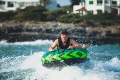 Jobe Hotseat Funtube - 1 Persoons 9 Jobe Hotseat Funtube - 1 Persoons -Kortingswinkel voor outdoorartikelen 230120008 actionshot 7 big resultaat