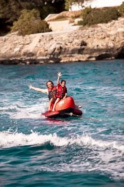 Jobe Chaser Funtube - 2 Persoons 7 Jobe Chaser Funtube - 2 Persoons -Kortingswinkel voor outdoorartikelen 230220002 actionshot 4 big resultaat