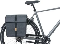 Basil Urban Dry Dubbele Fietstas - 50 Liter - Grijs -Kortingswinkel voor outdoorartikelen 900 1350 basil urban dry dubbele fietstas 50 liter charcoal 6
