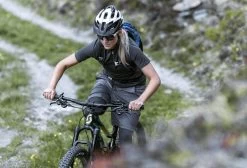 Abus Moventor 2.0 MTB Helm - Zwart -Kortingswinkel voor outdoorartikelen abus moventor mtb helm 2