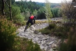 Osprey Syncro Daypack - 20 Liter - Zwart -Kortingswinkel voor outdoorartikelen osprey syncro 1 1